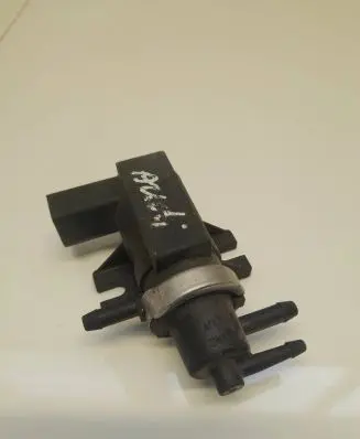 Audi A3 S3 8L Turbo solenoid valve 1j0906627