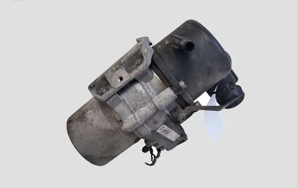 Peugeot 508 Power steering pump 9676154180 A5101675