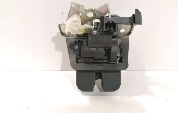 Audi A4 S4 B8 8K Tailgate/trunk/boot lock/catch/latch