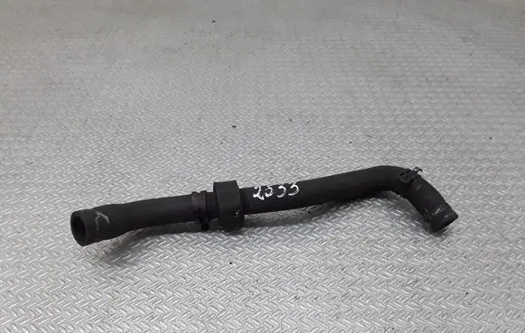 Volkswagen Touran I Engine coolant pipe/hose