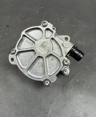 Mercedes-Benz CLA C118 X118 Vacuum pump A2820900005 A2820909800