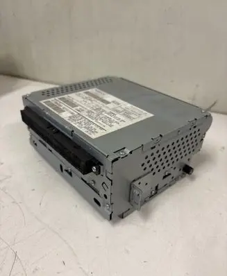 Volvo XC70 Radio/CD/DVD/GPS head unit 31260545AA 31260542 7G9N18C815SB