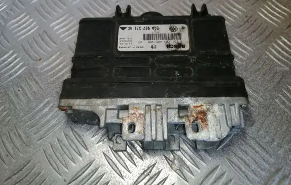 Seat Toledo I (1L) Engine control unit/module 8A0907311AC 0261203485