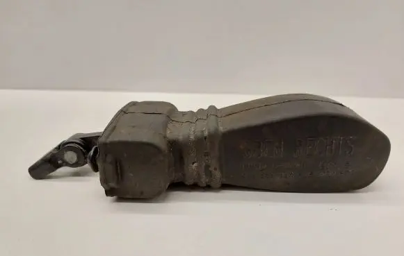 Audi A4 S4 B8 8K Rear door check strap stopper 8K0823509A