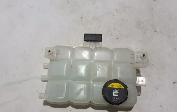 Volvo EX30 Coolant expansion tank/reservoir 31345285