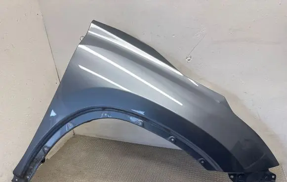 Toyota Highlander XU70 Fender