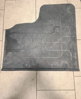Renault Trafic III (X82) Front floor mat 8201409823 KE74100QH9 KE74100QHA