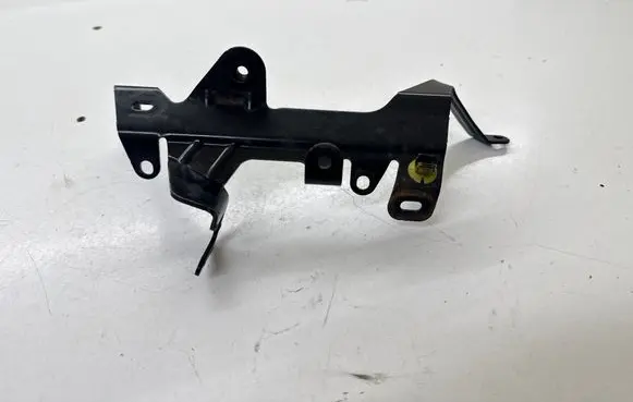 Peugeot 4007 Other engine bay part 9684259180