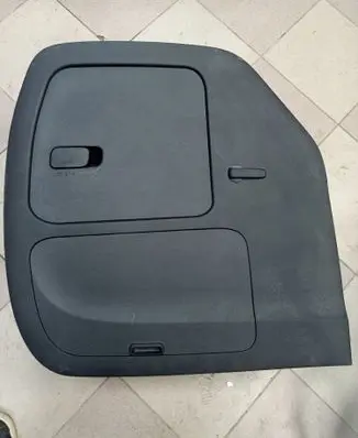 Trunk/boot lower side trim panel
