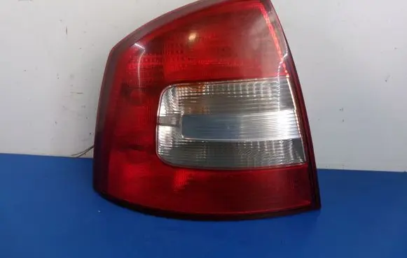 Skoda Octavia Mk2 (1Z) Rear/tail lights 1Z5945095B