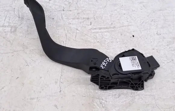 Citroen C3 Accelerator throttle pedal 9835904680