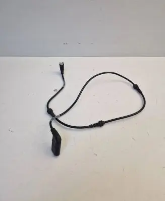 Mercedes-Benz E W213 Front ABS sensor wiring A2135403605 MD004001