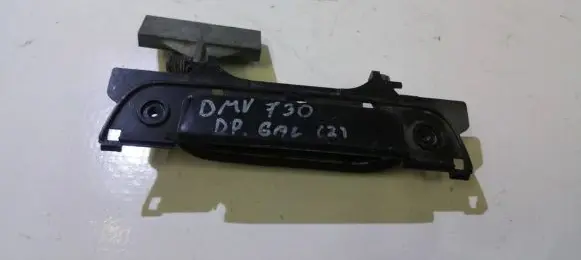 BMW 7 E32 Front door exterior handle 51221928207 51.22-1928207