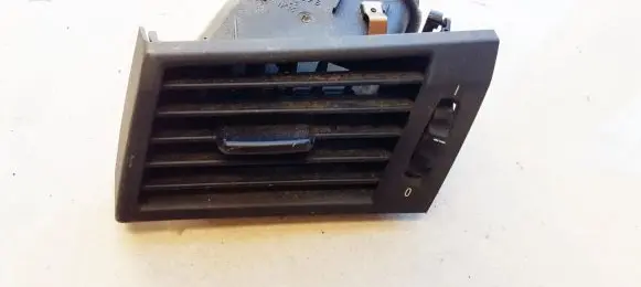 BMW X3 E83 Dash center air vent grill 3400075