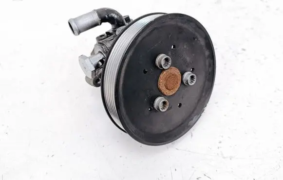 Audi Q7 4L Power steering pump 7L8422154E 06E145255G