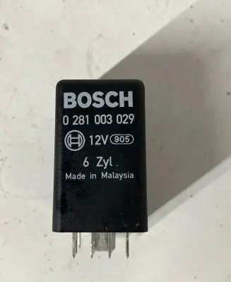 Audi A6 S6 C6 4F Glow plug pre-heat relay 4E0907282A