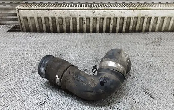 Audi A4 S4 B6 8E 8H Intercooler hose/pipe 1J0145838B