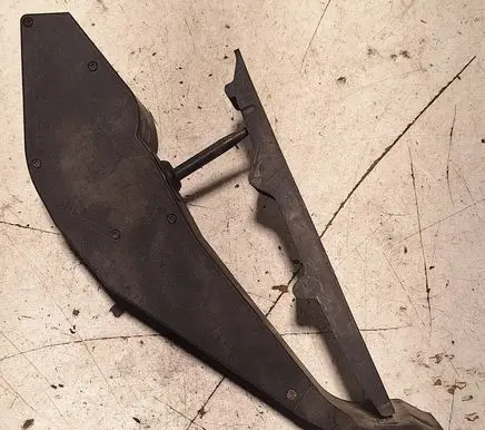 Accelerator throttle pedal
