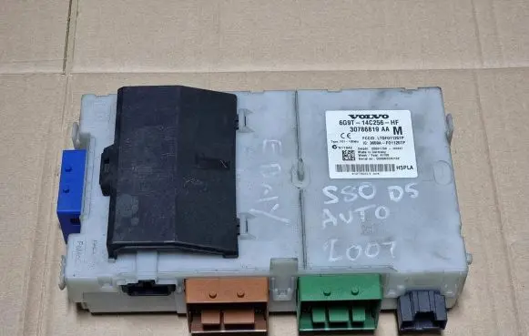 Volvo S80 Fuse module 30786819AA