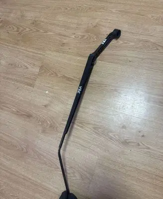 Toyota Avensis Verso Front wiper blade arm