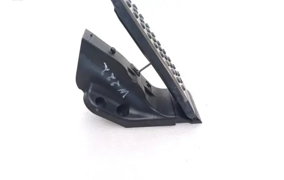Mercedes-Benz S W222 Accelerator throttle pedal A2055000104