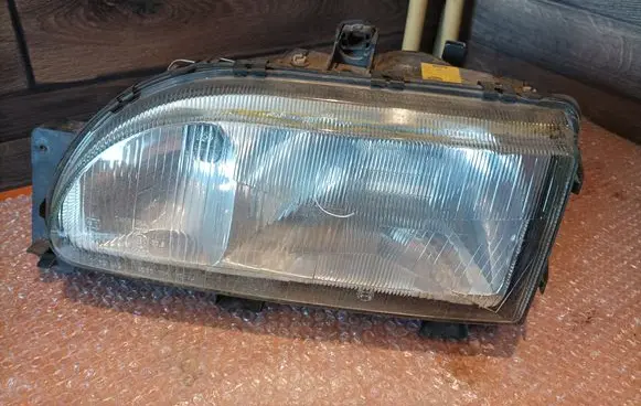 Ford Scorpio Headlight/headlamp 92GG13N059AA 1305235176