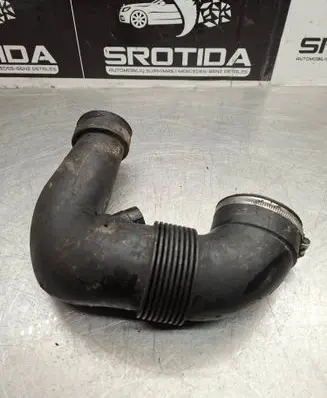 Mercedes-Benz C W203 Intercooler hose/pipe A6110940108 606736 9639881