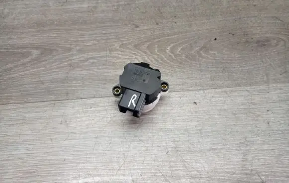 Volvo V70 Ignition lock contact 8645228