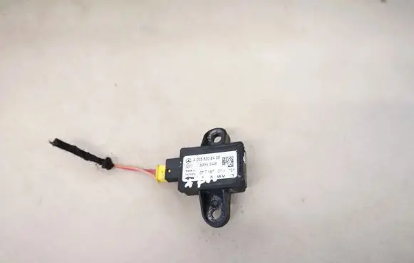 Mercedes-Benz S W220 Airbag deployment crash/impact sensor a0038208426 5wk43446