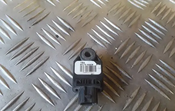 Toyota Corolla E120 E130 Airbag deployment crash/impact sensor 8917302030