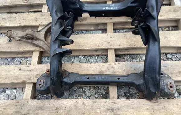 Jeep Grand Cherokee (WK) Front subframe