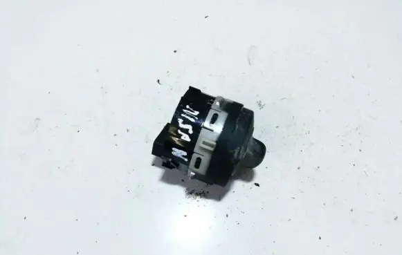 Traction control (ASR) switch