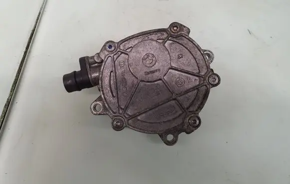 Vacuum pump