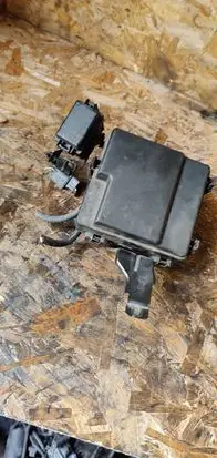 Honda FR-V Fuse box set