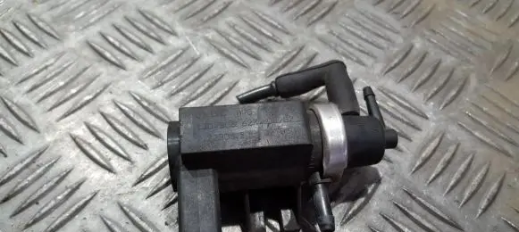 Seat Alhambra (Mk1) Turbo solenoid valve 1J0906627