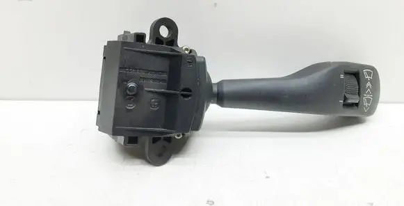 BMW 5 E39 Wiper control stalk 8363669 01204020