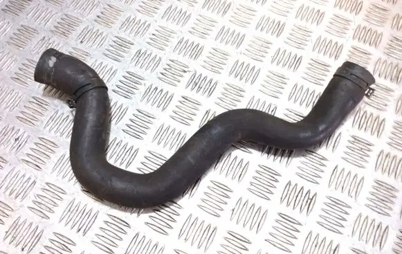 Opel Insignia A Engine coolant pipe/hose