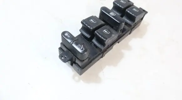 Volkswagen Golf IV Electric window control switch