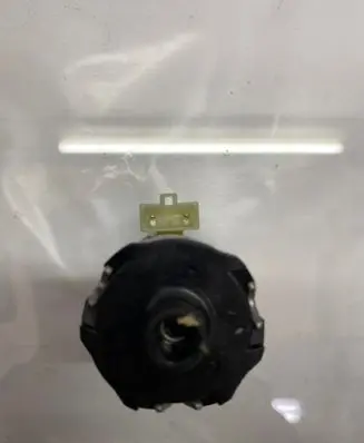 Hyundai i40 Seat adjustment motor SM30MF 8500173 885813S000