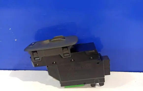 Volvo XC90 Electric window control switch 31334465 31275227
