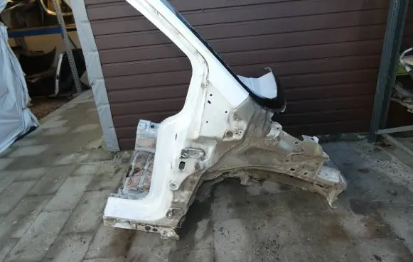 Ford Transit - Tourneo Connect Front quarter panel 