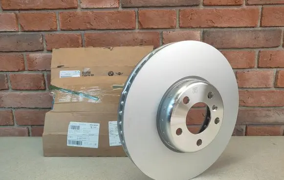 BMW 5 F10 F11 Front brake disc 6898729 6785669