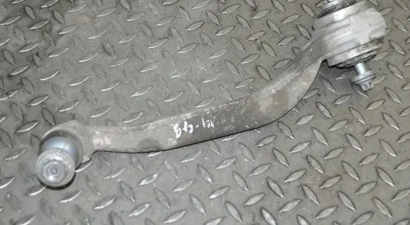 Mercedes-Benz C W205 Front lower control arm/wishbone