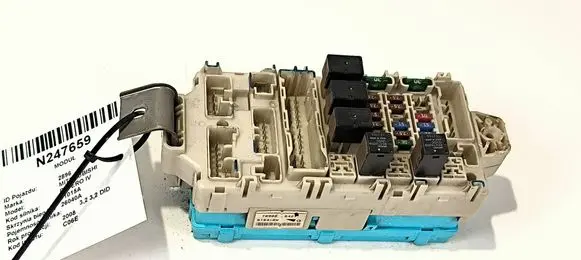 Mitsubishi Pajero Fuse box set
