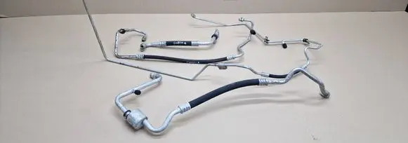 Dacia Duster Air conditioning (A/C) pipe/hose 924900788R