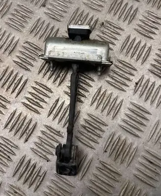 Opel Corsa D Rear door check strap stopper 13181961