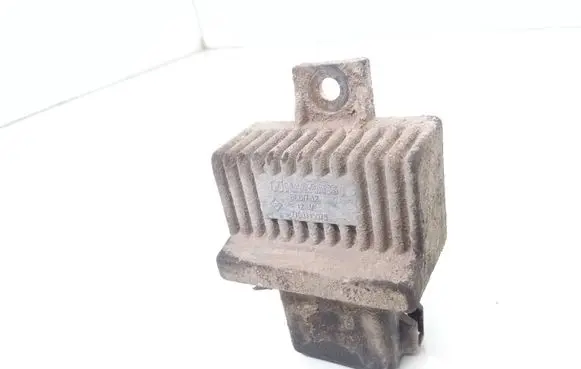 Renault Espace - Grand espace IV Glow plug pre-heat relay 7700115078