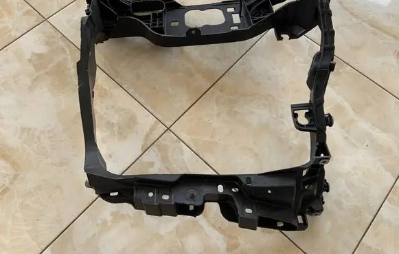 Porsche Macan (95B) Side radiator support slam panel 95B805295