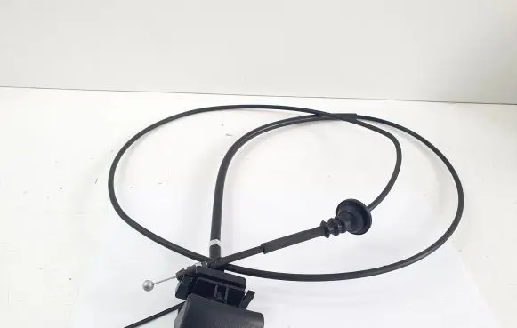 Engine bonnet (hood) release handle