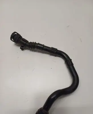 Volkswagen Transporter - Caravelle T6 Breather hose/pipe 04L1034936